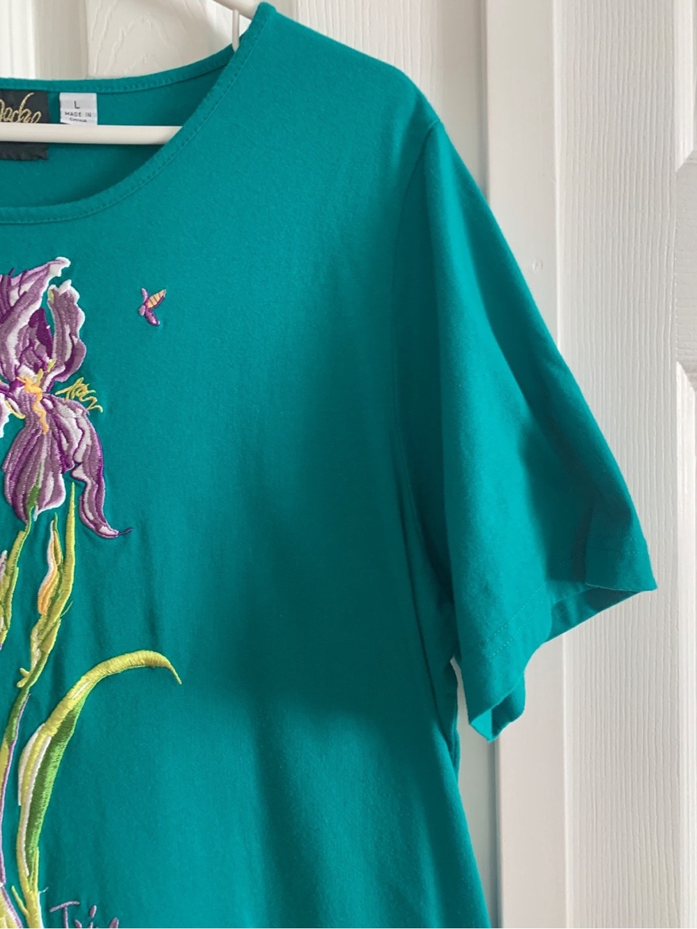 Bob Mackie Wearable Art Emerald T-Shirt Embroidered Iris Artsy Statement - Picture 4 of 9